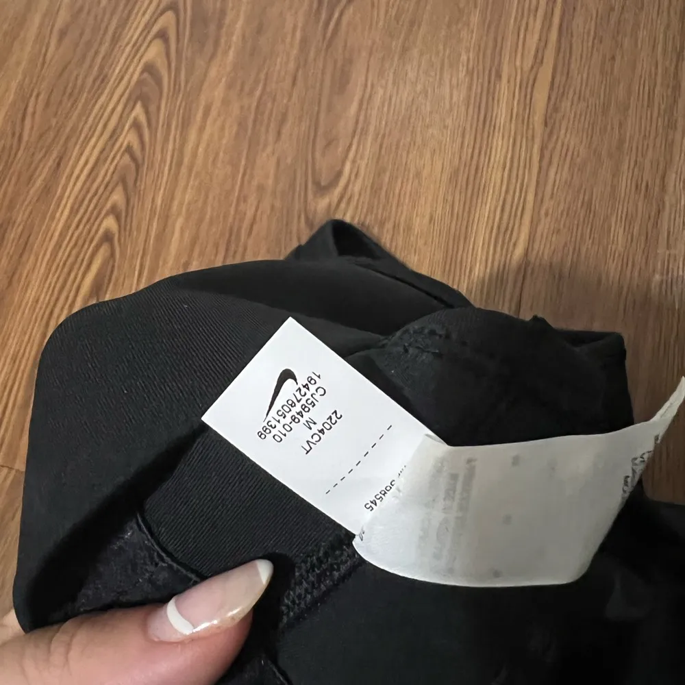 Nike Black Medium Support Non Padded Swoosh 2.0 Sports Bra Size Medium - Image 6