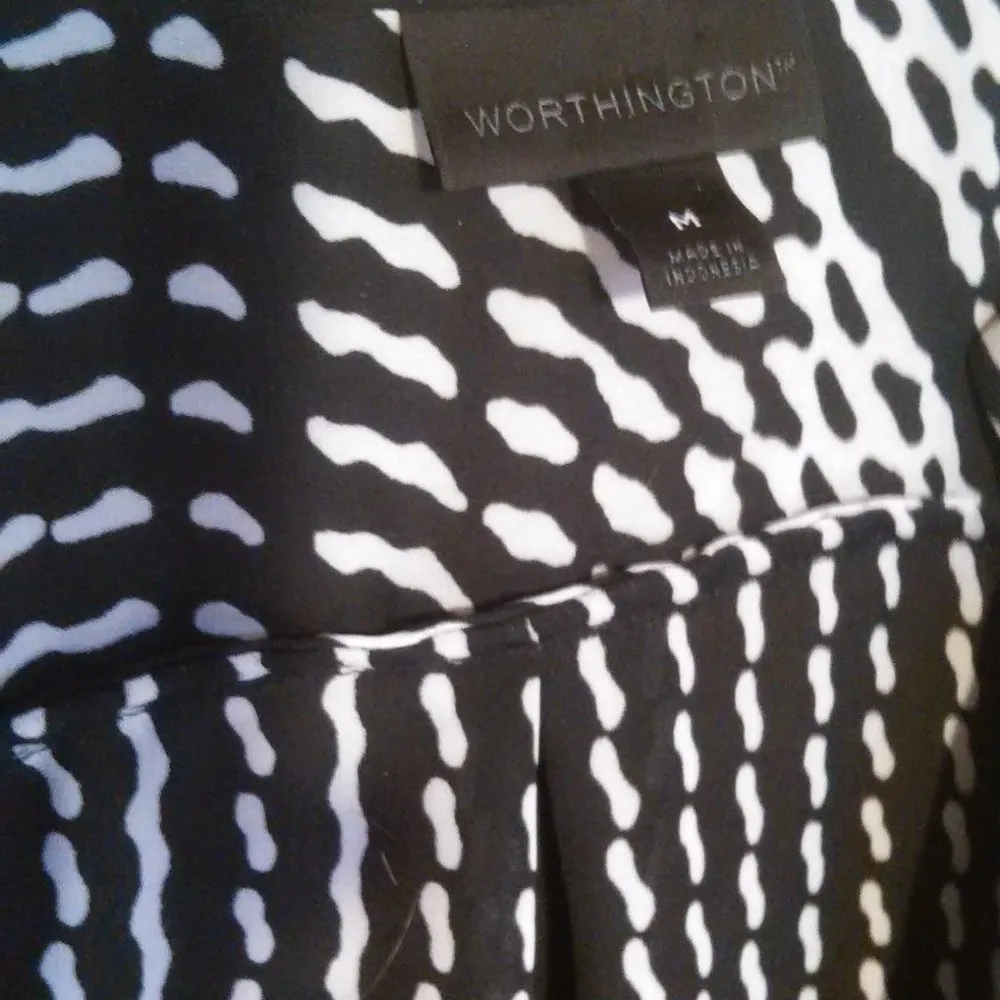 Worthington Sleeveless Button-Down Blouse - Image 10