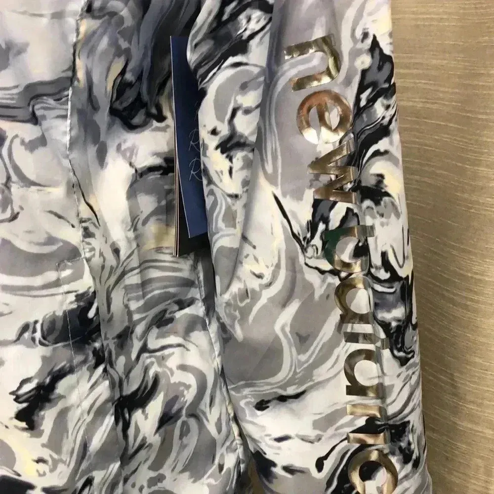 NWT New Balance Women’s Lightweight Windbreaker - Image 4