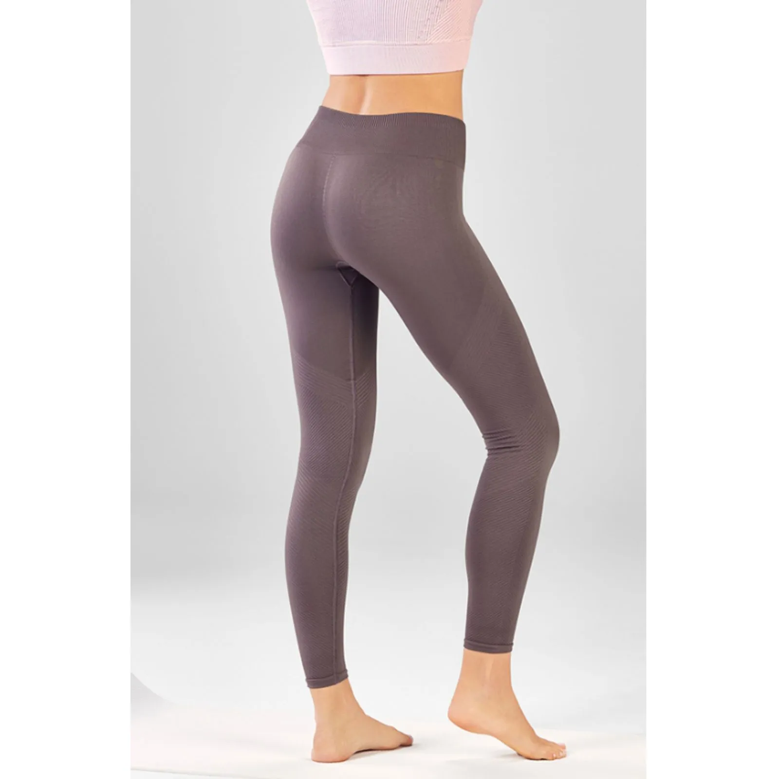 Fabletics Shadow Mid Rise Seamless Rib 7/8 Leggings Compression Sculpt Yoga Sz M - Image 8