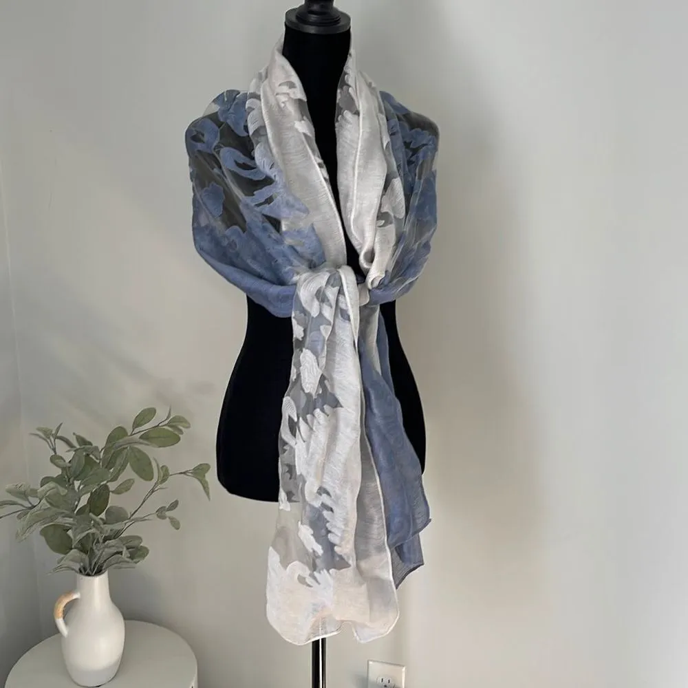 Chic Scarf Blue/Gray Floral - Image 5