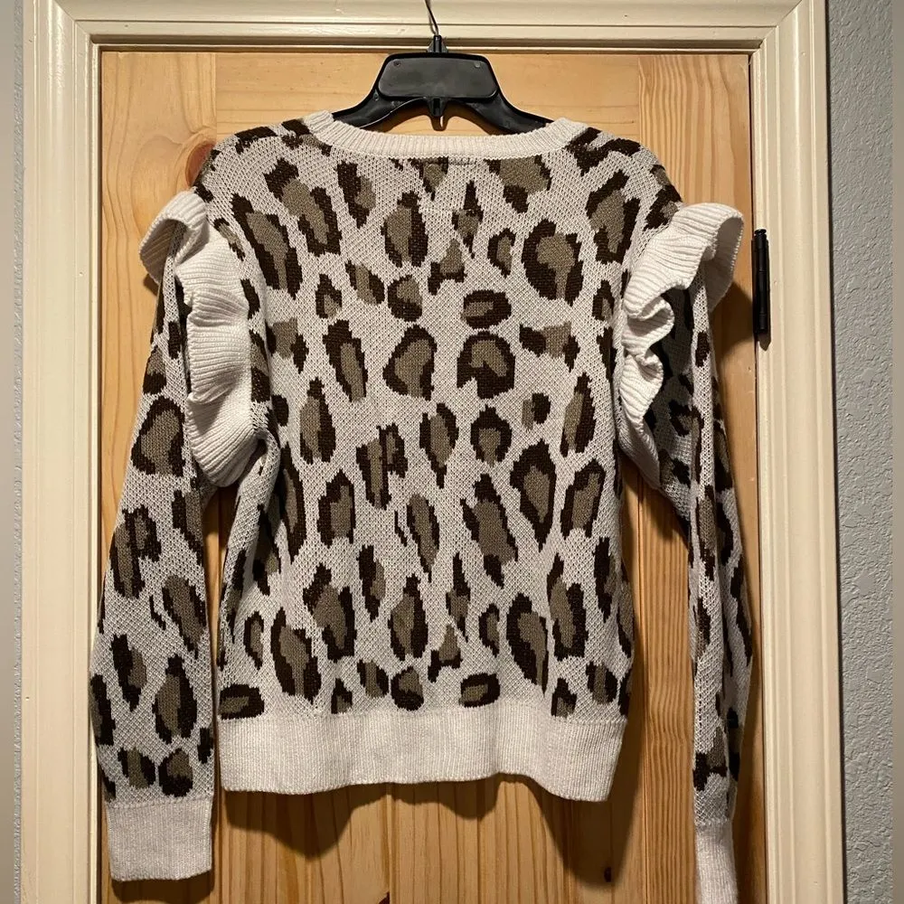 Chaser Button Front Cardigan Sweater Medium Cheetah Cozy Ruffle Long Sleeve - Image 5