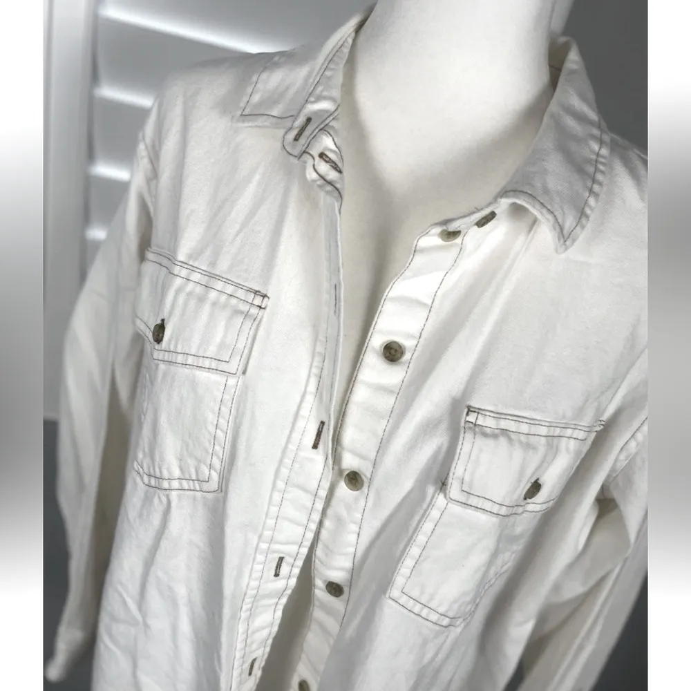 American Eagle Woman’s M Shacket Oversized Off White Denim button down Shirt‎ - Image 13