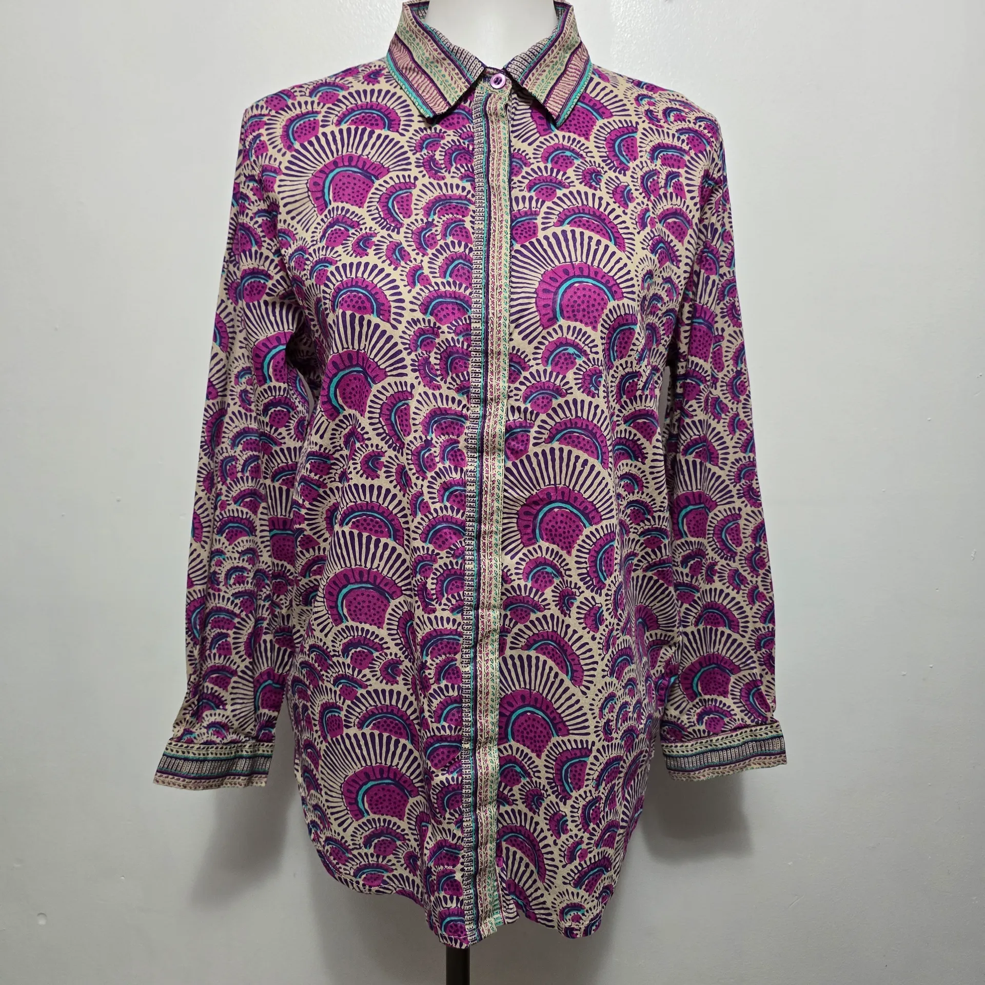 Haute Hippie Geometric Fan Print Button Down Blouse Size Medium Festival - Image 2