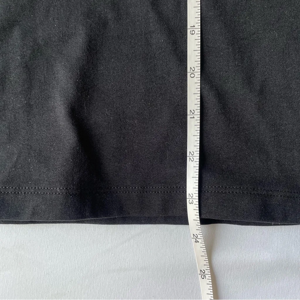 Under Armour Fitted HeatGear Workout Tank - Image 9