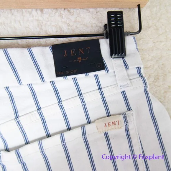 New! Jen 7 by 7 for all mankind shorts white‎ with blue stripes, women size 4 White - Image 7