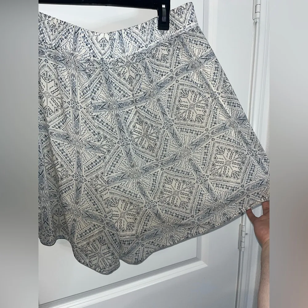 CATO Plus Size 22/24 Paisley Flowy Hi Rise Lightweight Lined Summer Beach Shorts - Image 10