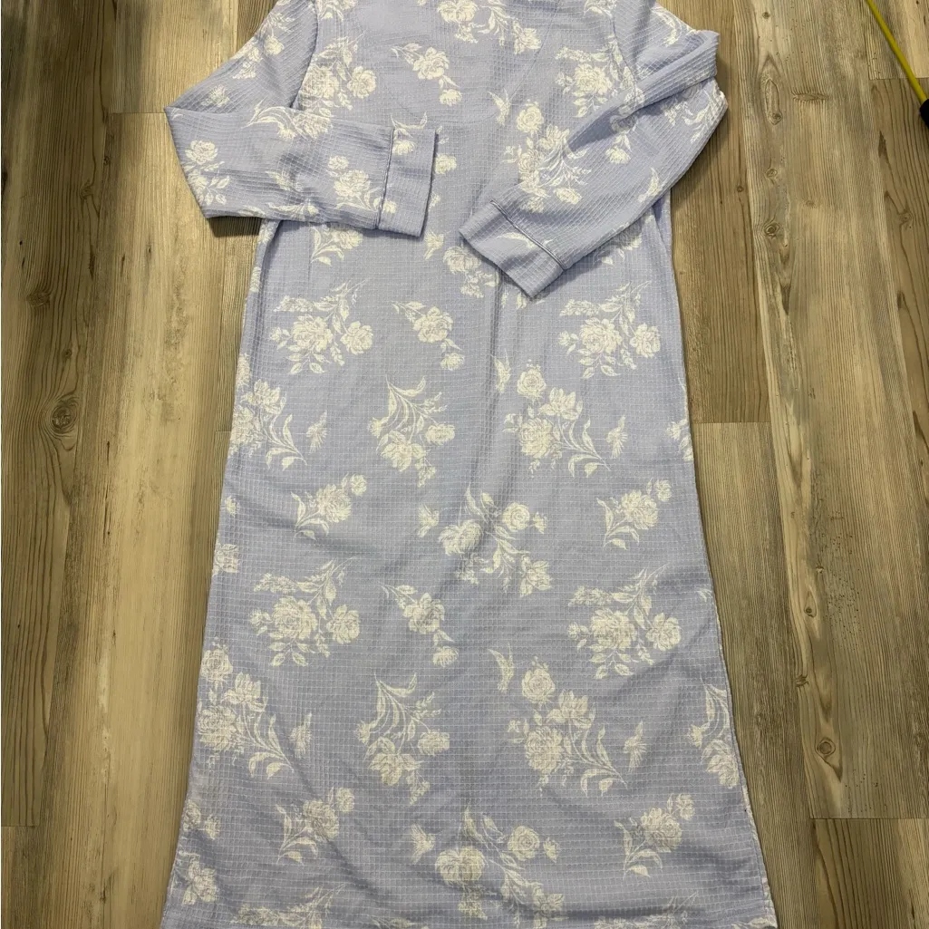 Laura Ashley Blue Floral Pajama Robe - Image 2