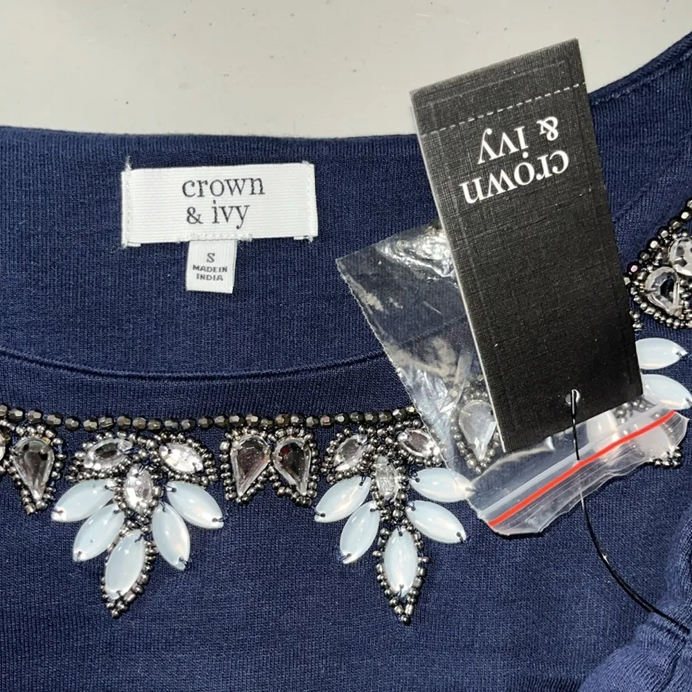 Crown & Ivy NWT Size S Navy Blue Embellished Tulip Peplum Hemline Knit Top - Image 4
