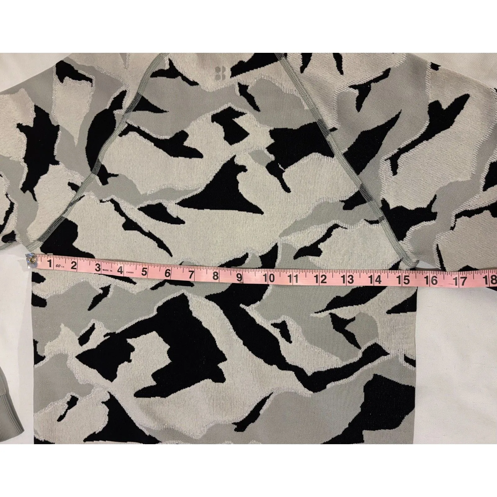 Sweaty Betty Mountain Camo Jacquard Crewneck Sweater Top, Medium - Image 7