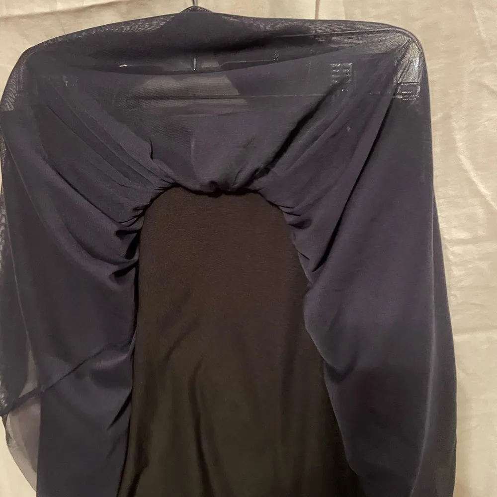 navy flowy mini skirt size small - Image 2