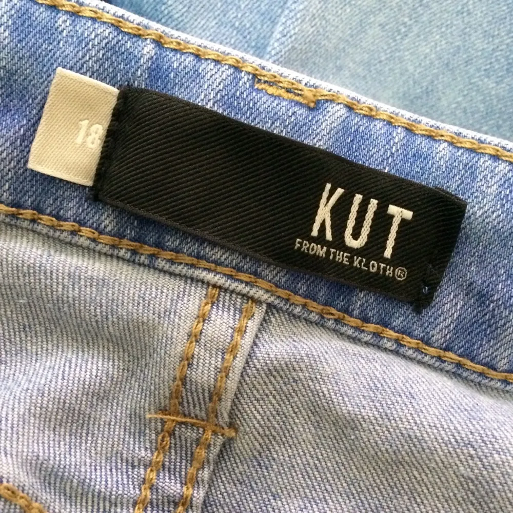 Reese Ankle Straight Leg Jean With Exposed Buttons - Image 4