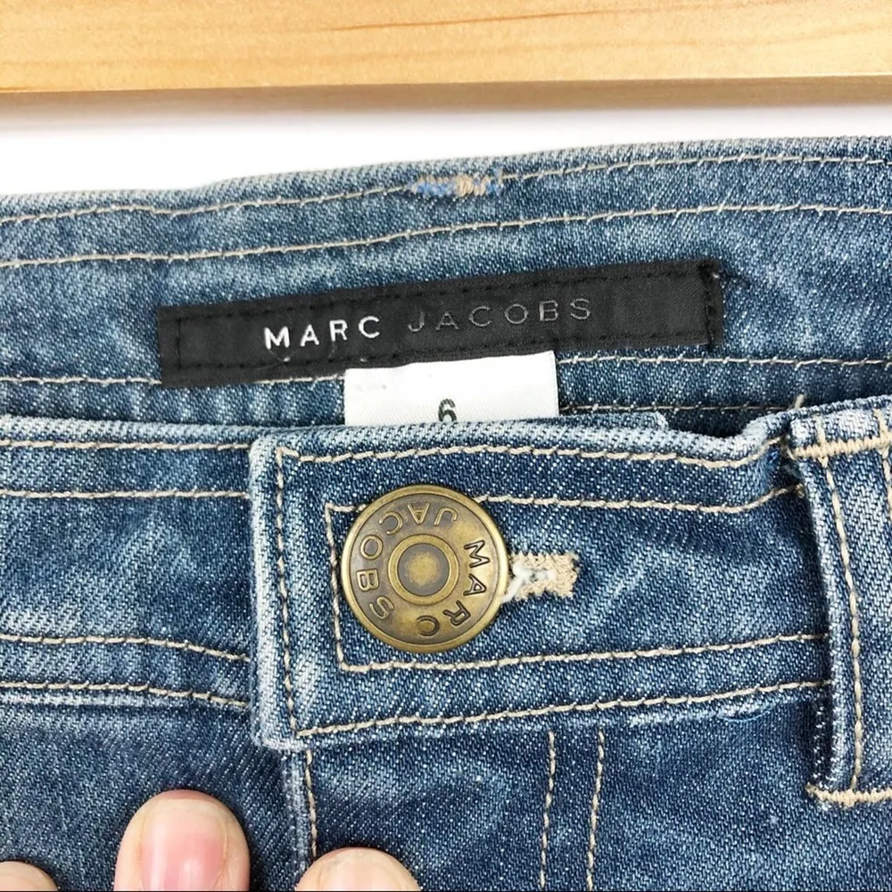 Marc Jacobs Boot Cut Pink Accent Pocket Jeans Sz 6 - Image 4