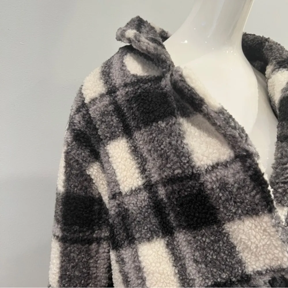 Wishful Thinking Cozy Winter Plaid Jacket - Image 4