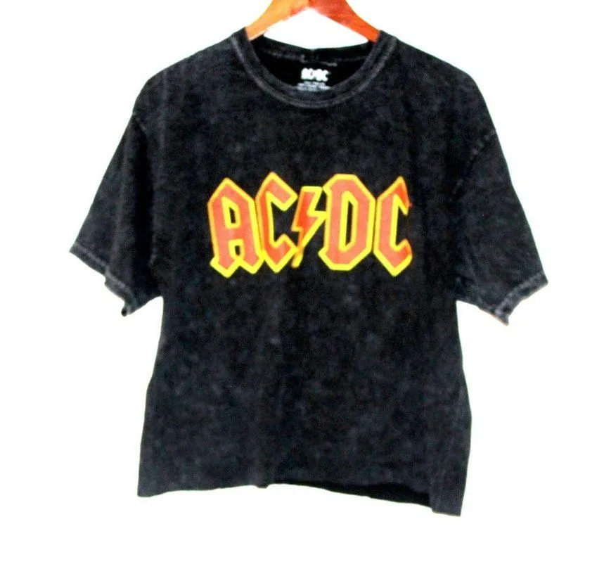 NWOT AC / DC Graphic Band Tee SZ - Image 3