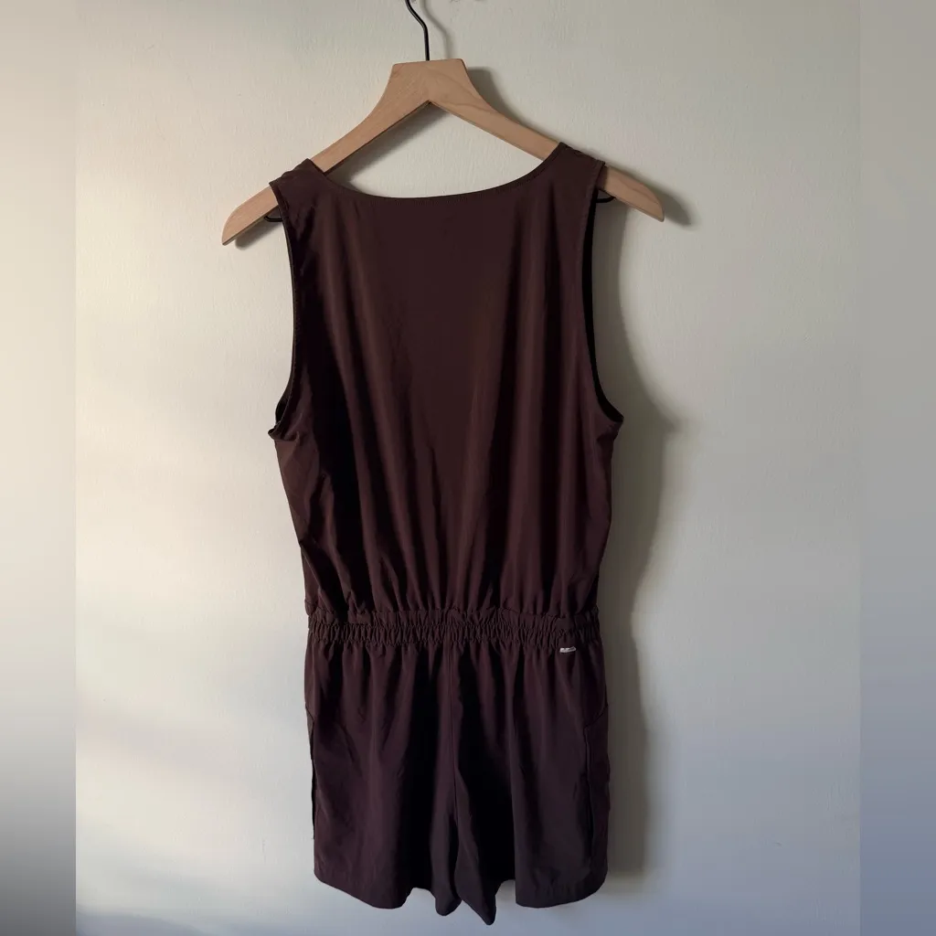 Vuori Villa Utility Romper Java Size Medium - Image 4