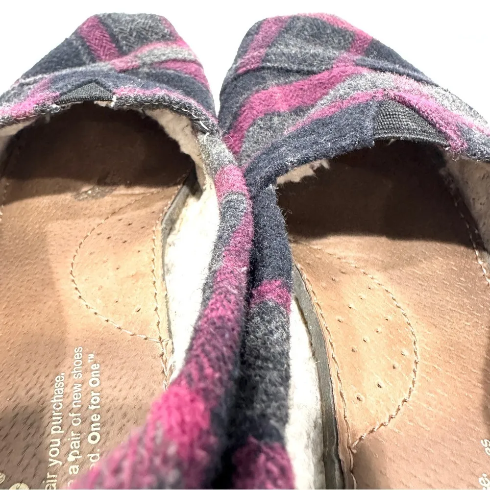 TOMS Alpargata Fleece Lined Gray Purple Plaid Flats Slip On Shoes - Image 6