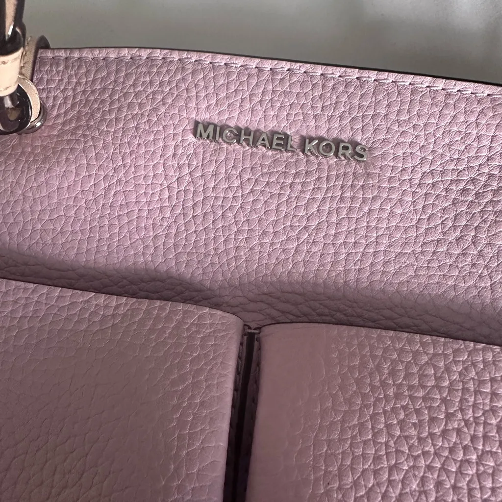Michael Kors Light Pink Tote Bag - Image 7