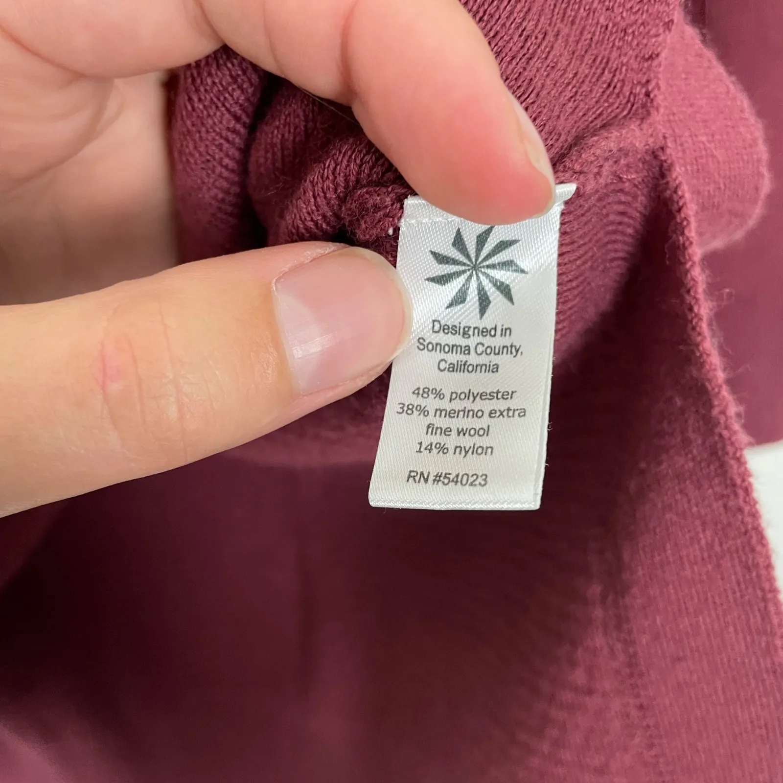 Athleta Woman's Sz‎ M Brick Red Waffle Knit Honeycomb Merino Wool Blend Sweater - Image 6