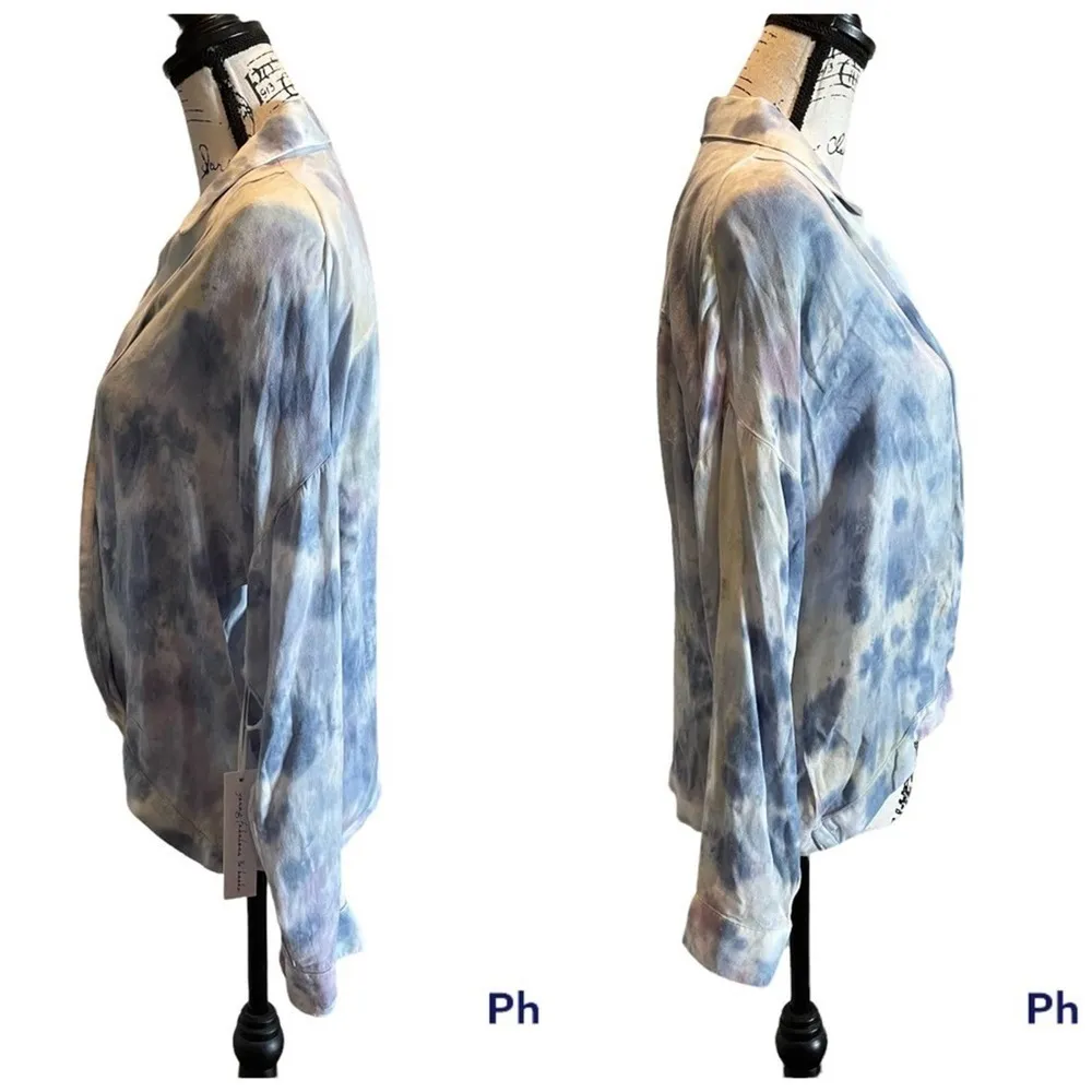 YFB Young Fabulous & Broke Tie Dye Surplice SOHO Top Blouse blue size small NWT - Image 4