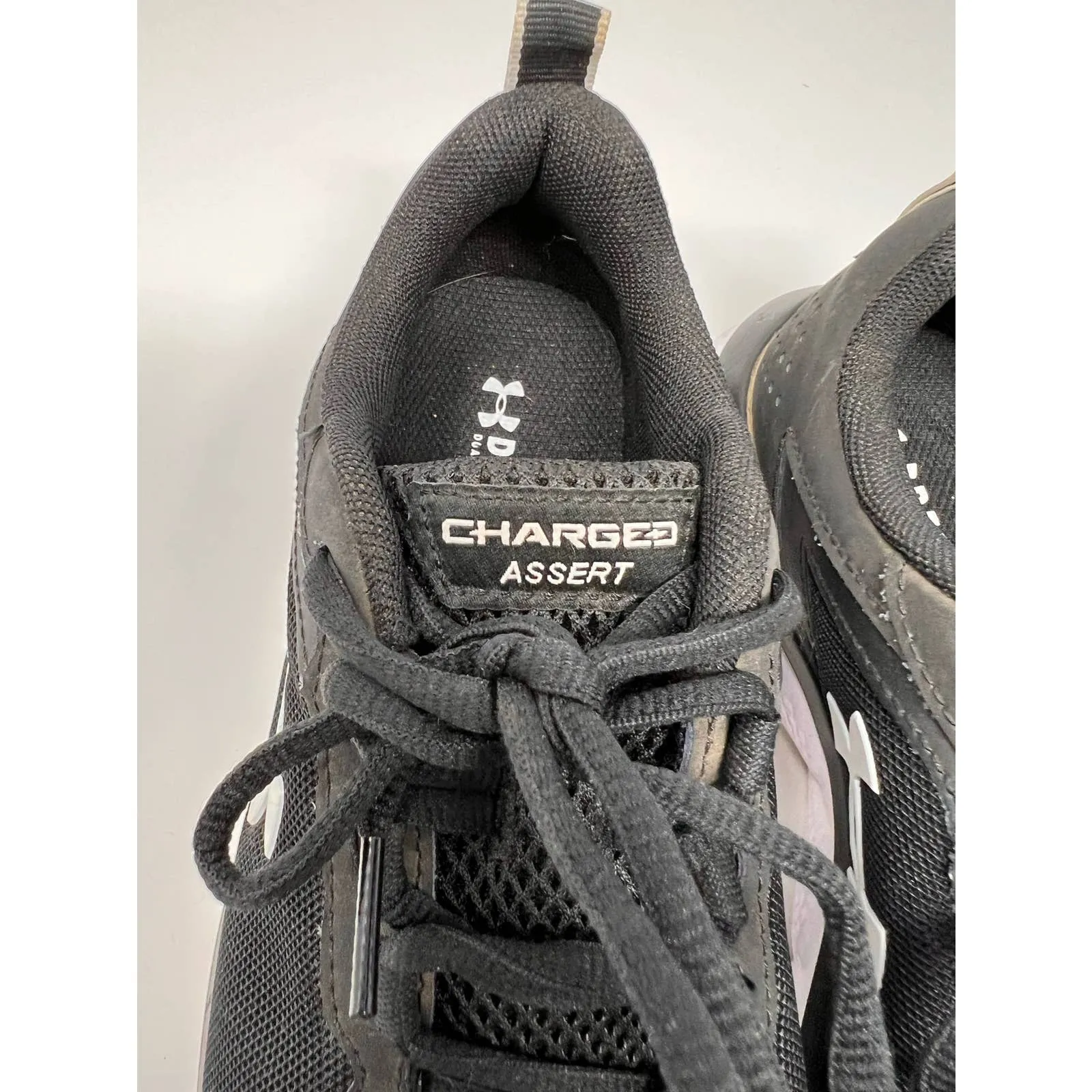 Under Armour Women's Charger Assert Black‎ White Size 7 - Image 8