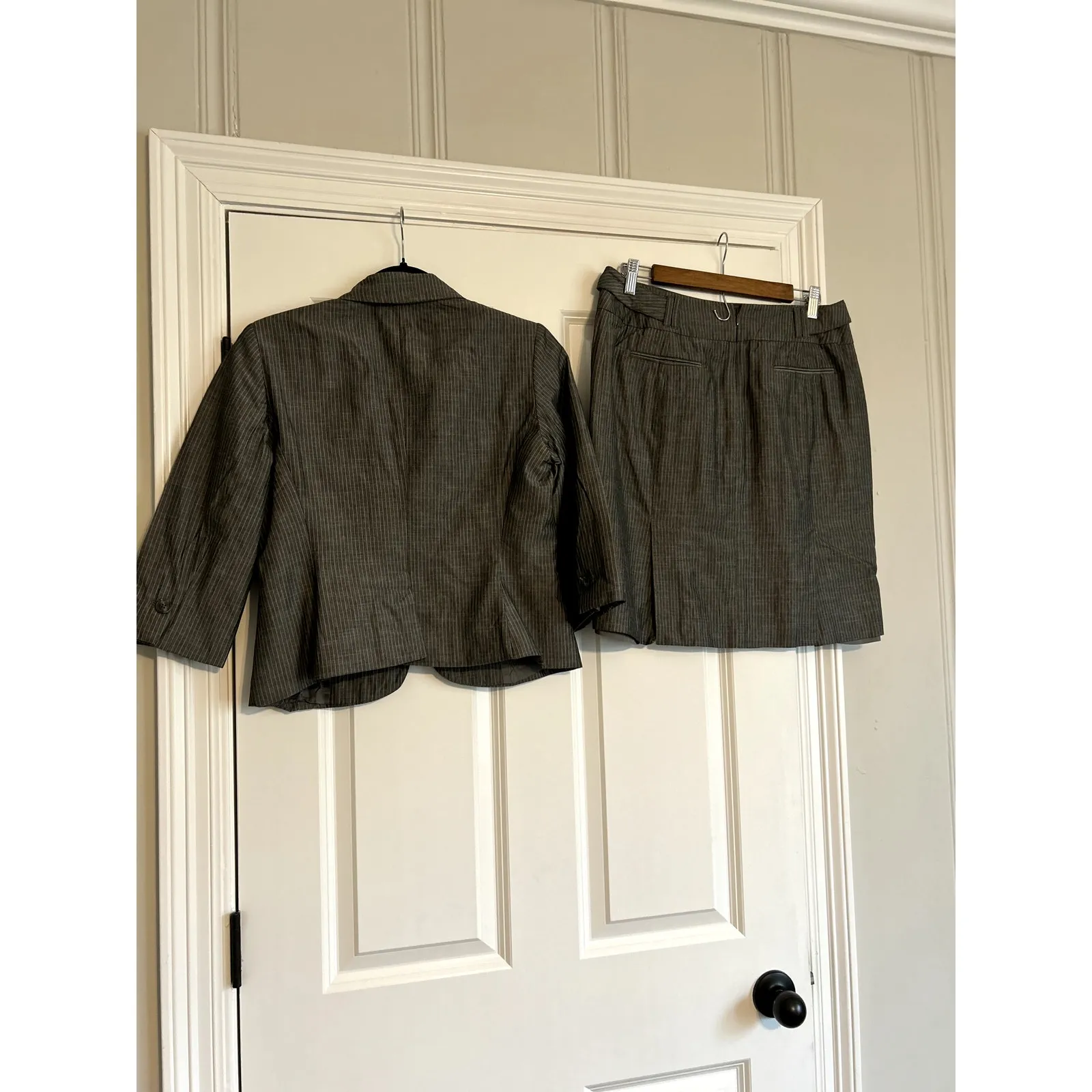 Loft  2 Piece Suit Set, Gray Pin Stripe, Size 6/8 Petite - Image 7