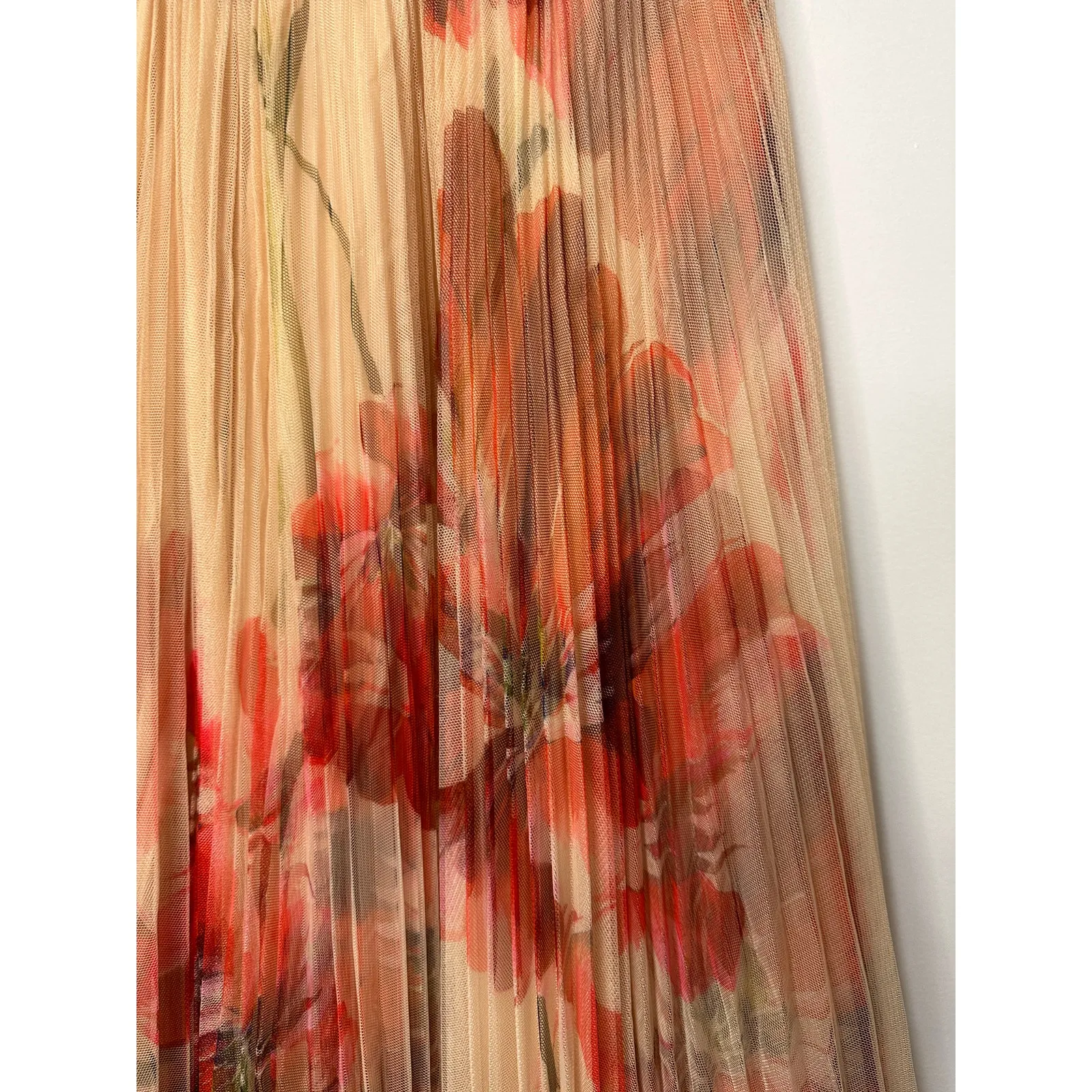 Hutch Smocked Tulle Gown Dress Taupe Red Size Medium NWT Wedding Romantic Fairy - Image 8