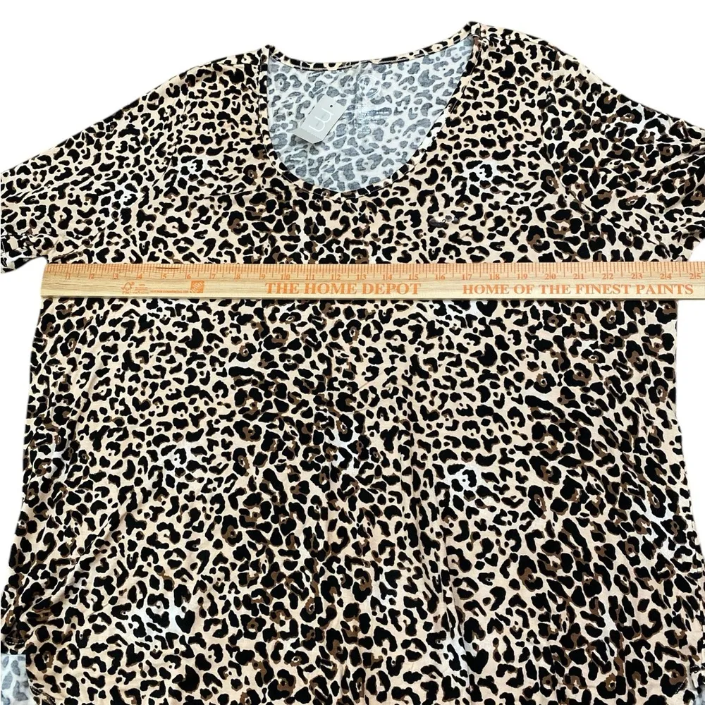 Maurice’s 24/7 Short Sleeve Soft Knit Leopard print pull on tunic t shirt - Image 5