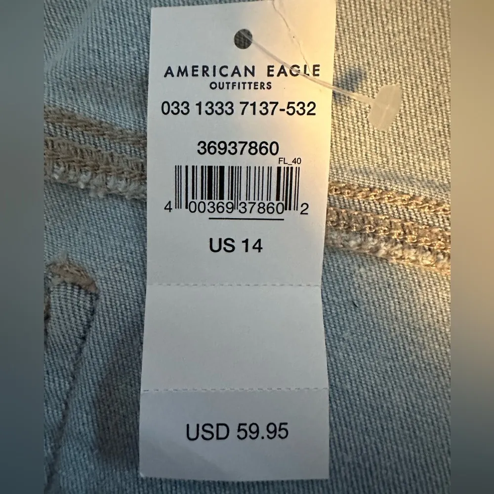 American Eagle jean shorts - Image 4