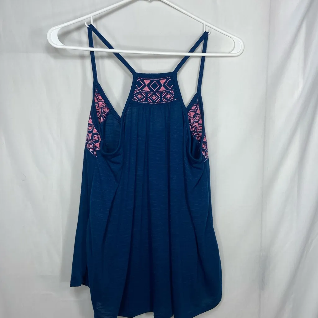 NWOT Derek Heart‎ women’s dark blue pink embroidered relaxed casual tank top M - Image 5