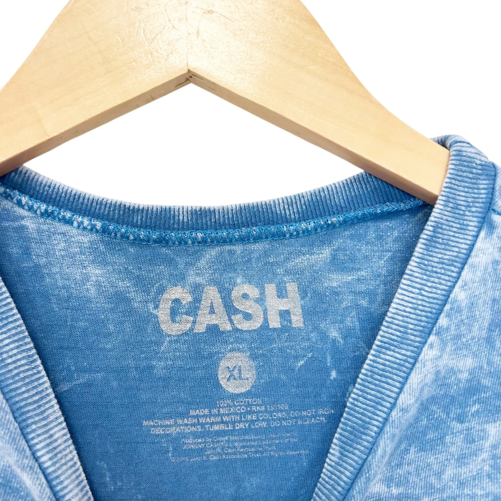 Johnny Cash American Flag T Shirt Sz XL Blue - Image 2