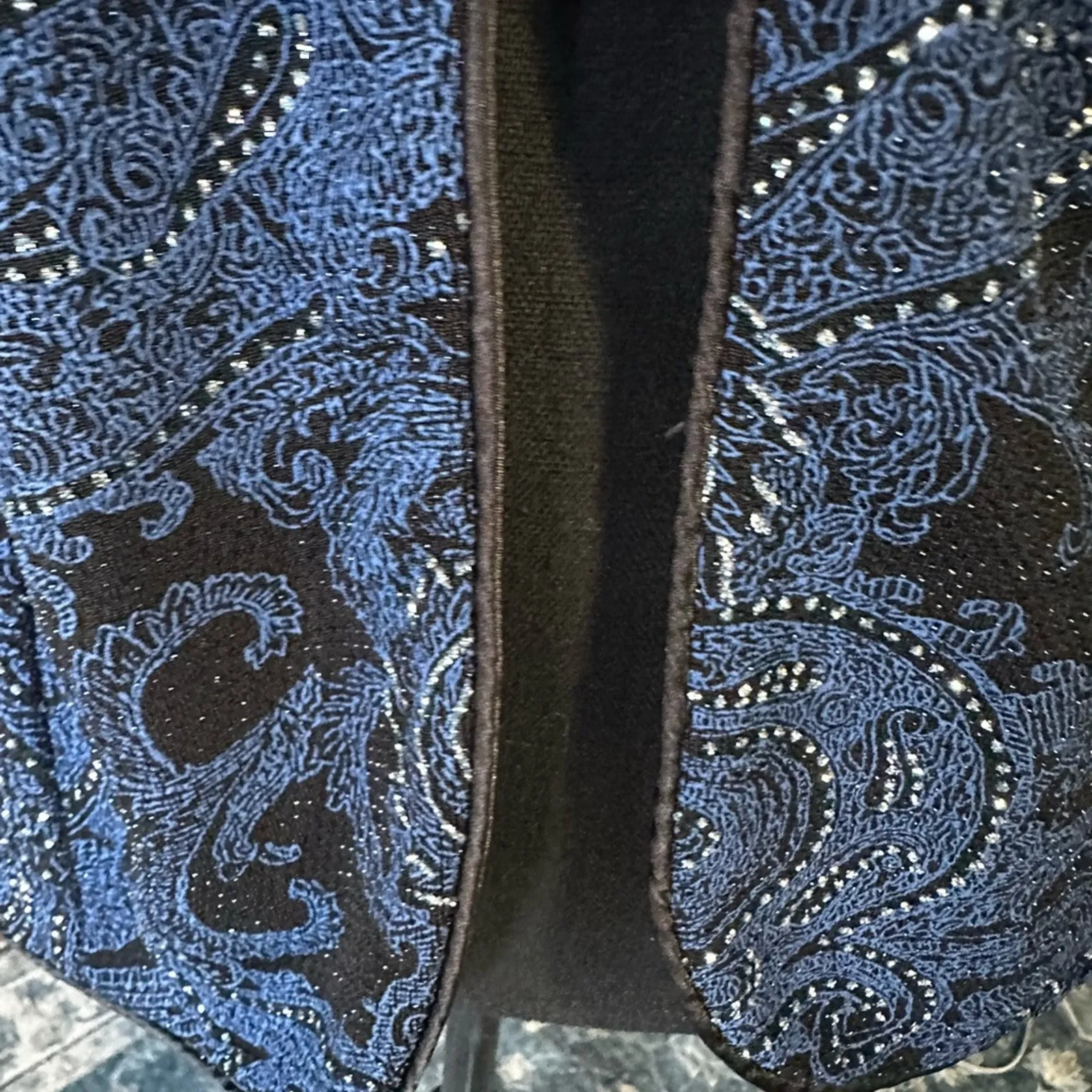 Onyx Nite Black & Blue Paisley Glitter Jacket Cardigan – Size M - Image 4