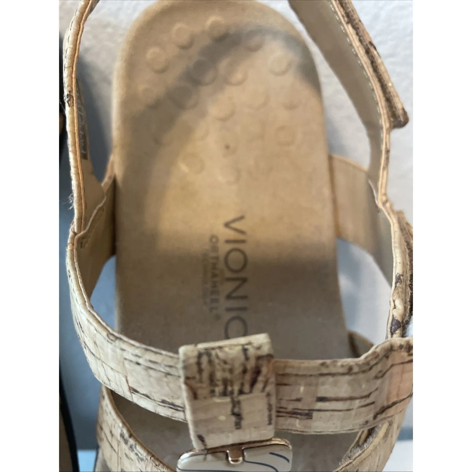 Vionic Women Sz 11 Amber Adjustable Sandal Ortho Arch Support Gold Cork Comfort - Image 3