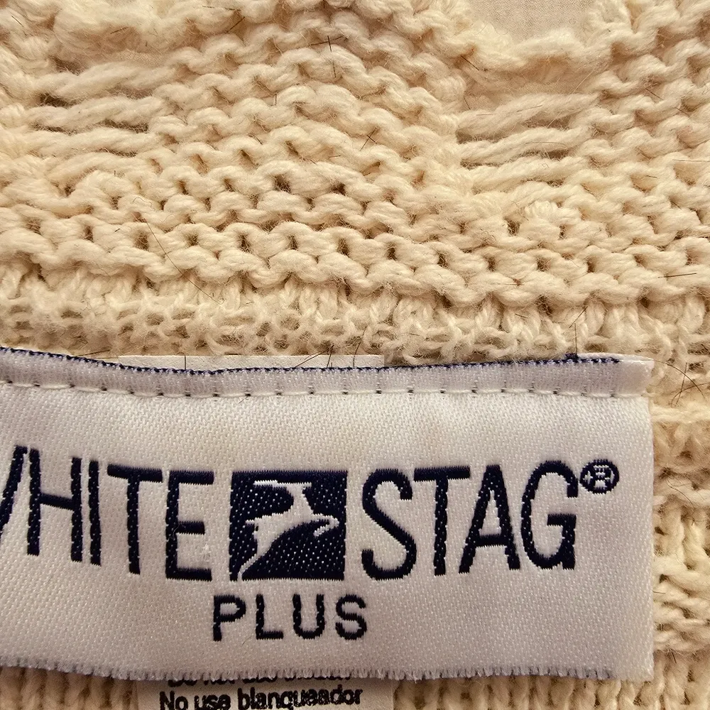 {24W} VINTAGE White Stag Cream Sweater for Women - Image 9