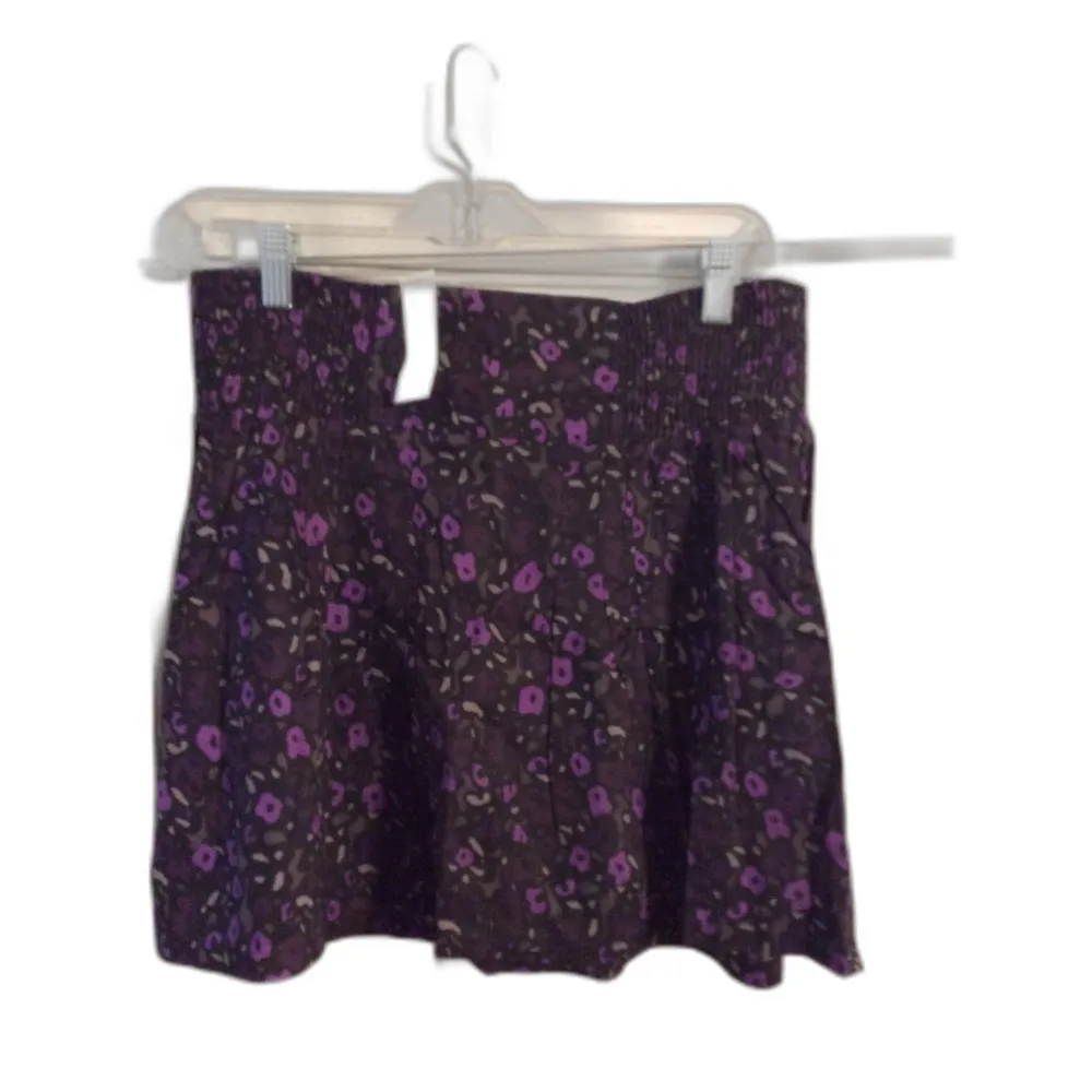 New NWT Gap mini floral print skirt black purple Size Small S - Image 2