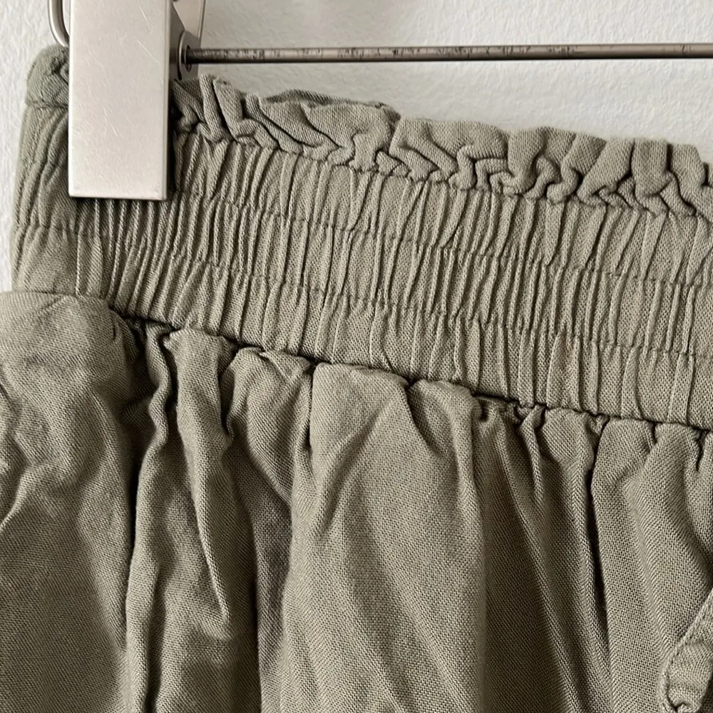 American Eagle olive green wide leg pants in size Medium - Image 2