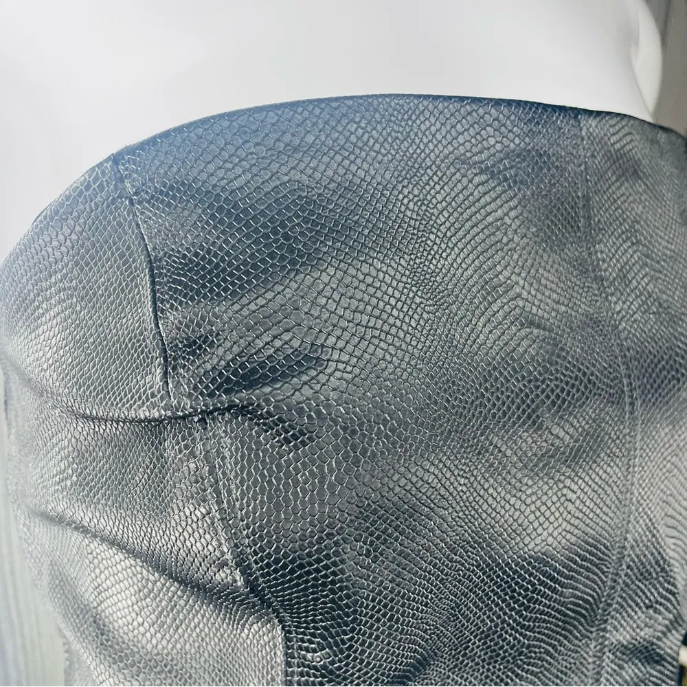 Nwt kirious black faux snake skin tube top shirt festival going out shirt xl y2k - Image 4