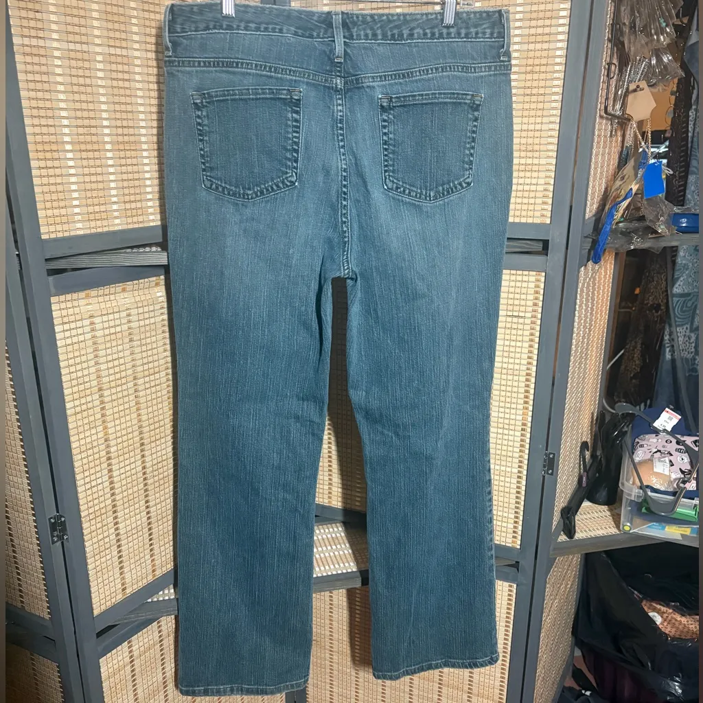 L.L. Bean Women's Bootcut Jeans in Classic Blue Size undefined - Image 6