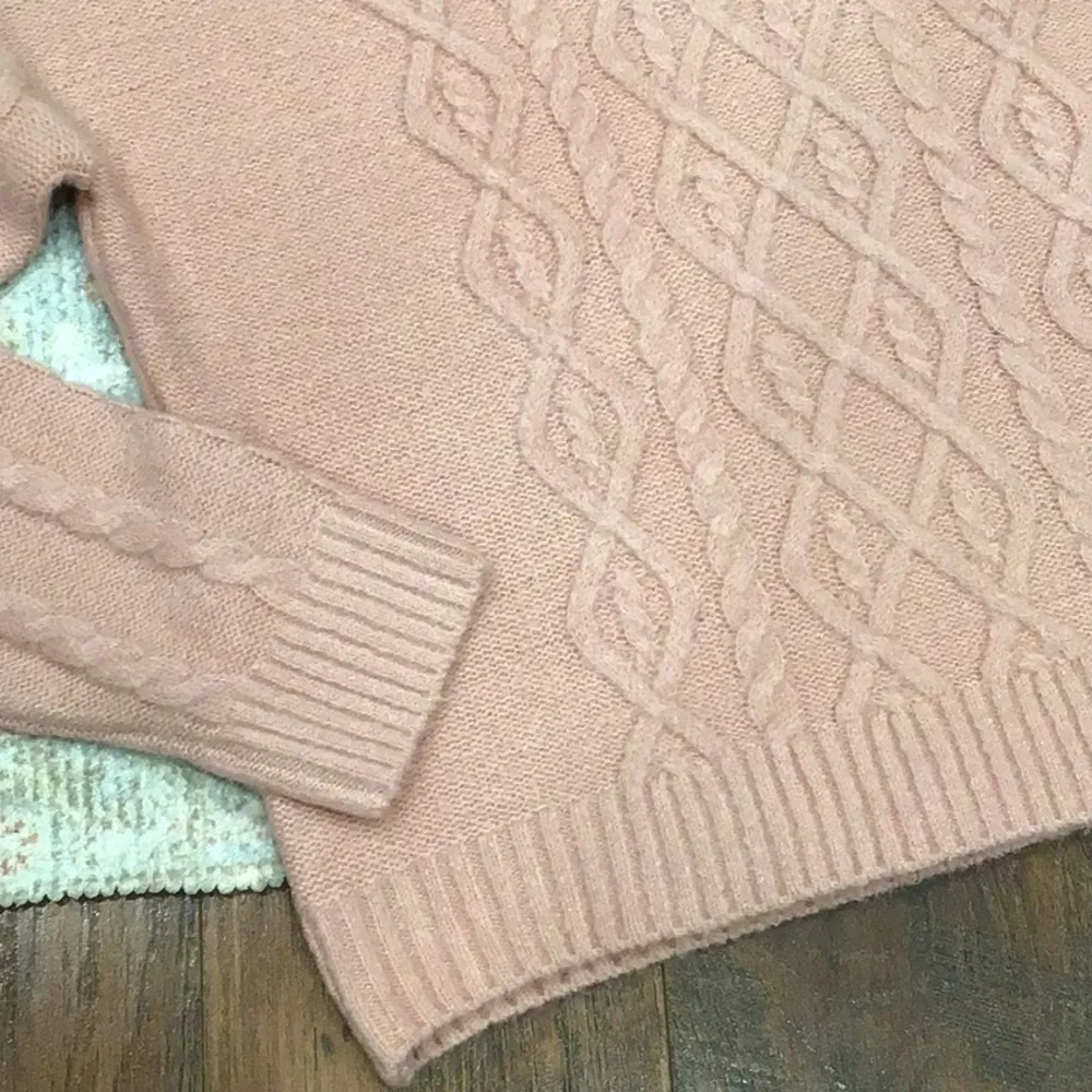 Olivia Sky  sweater - Image 4