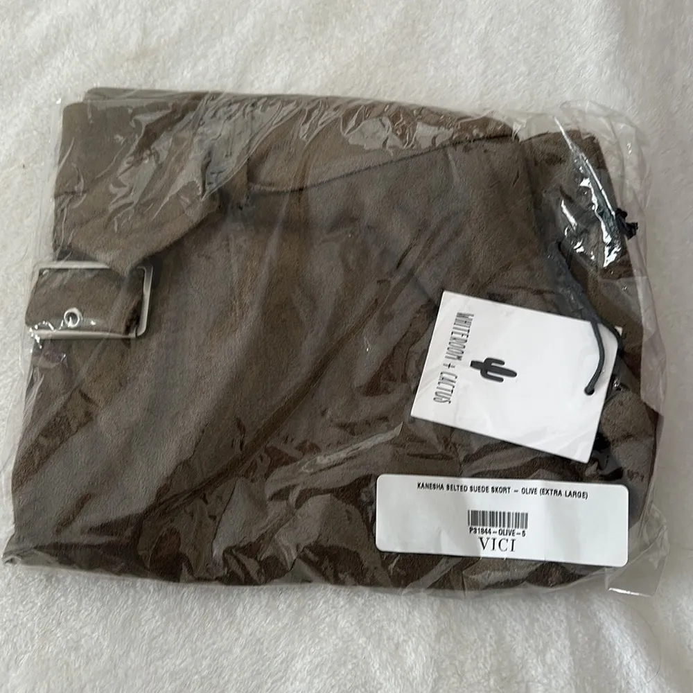 VICI | Kanesha Belted Suede Skirt - Image 4