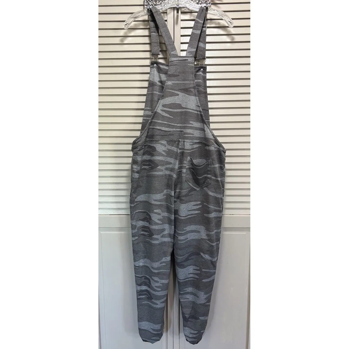 Others Follow Gray Camo Overalls Sweat Tie Waist‎ Size L Pockets Cuffed Crop - Image 3