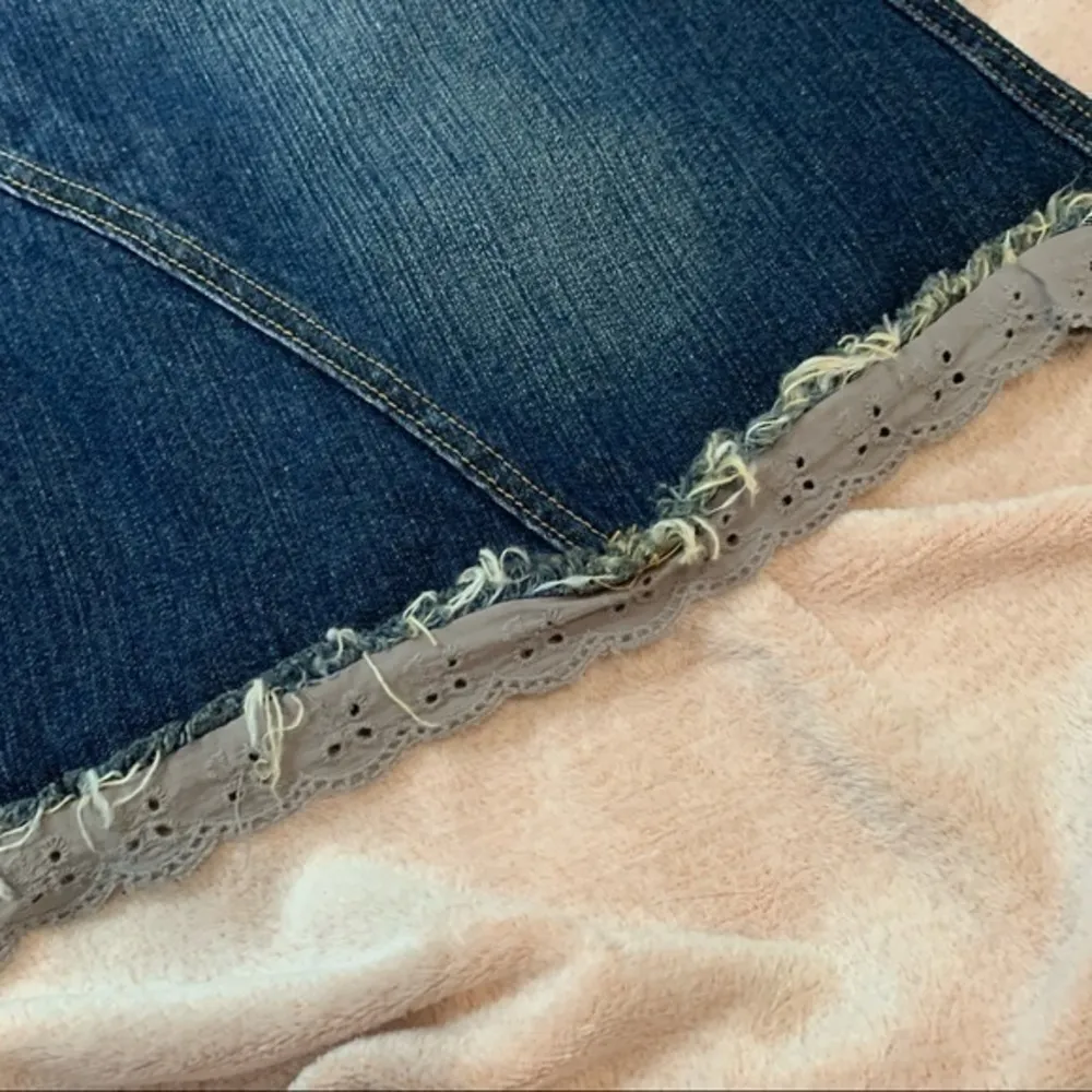 Levi’s denim slouch 504 raw hem skirt - Image 6