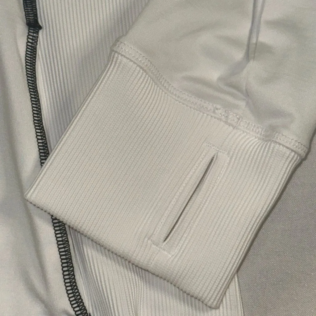 Under Armour - Women's Size XL Heatgear 1/4 Zip Fitted Pockets Long Sleeve - Image 7