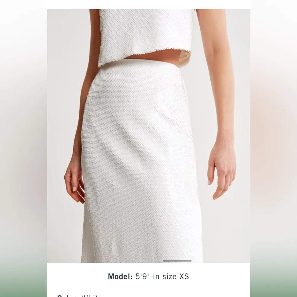 Abercrombie & Fitch 
Sequin Maxi Skirt
Small - Image 3