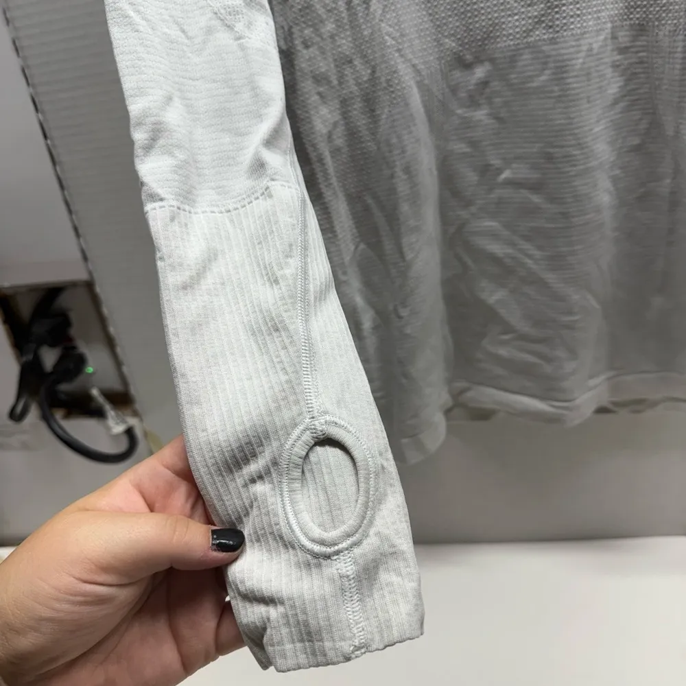 Lululemon Swiftly Tech Long Sleeve Top - Image 3