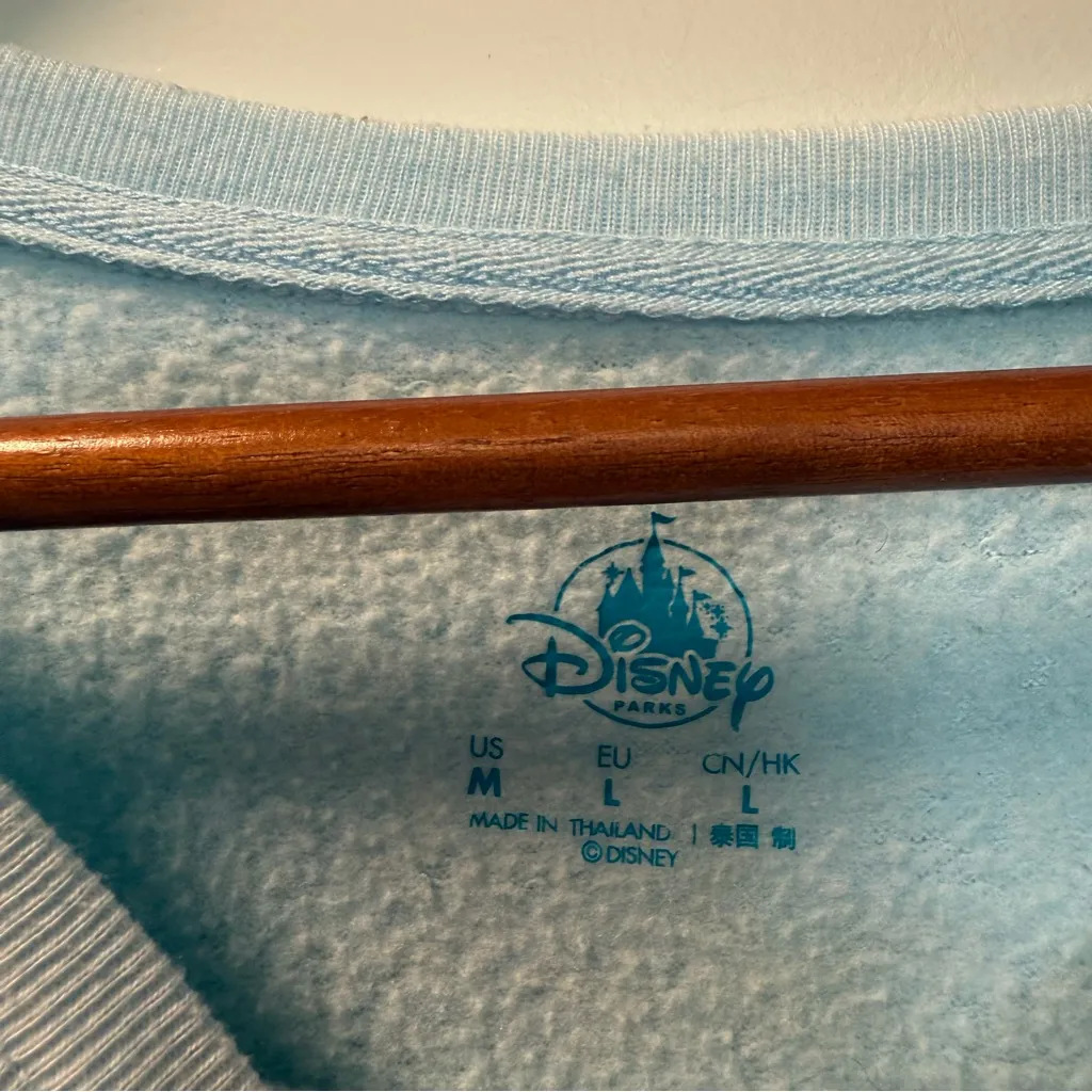 Walt Disney World 2019‎ Quilted Crewneck Baby Blue Graphic Character Long Sleeve - Image 3