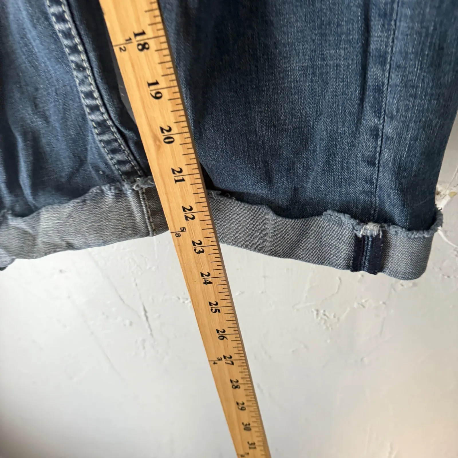 Vigoss Chelsea Capri Jeans Womens‎ Size 11/12 Embellished Pockets Medium Wash - Image 11