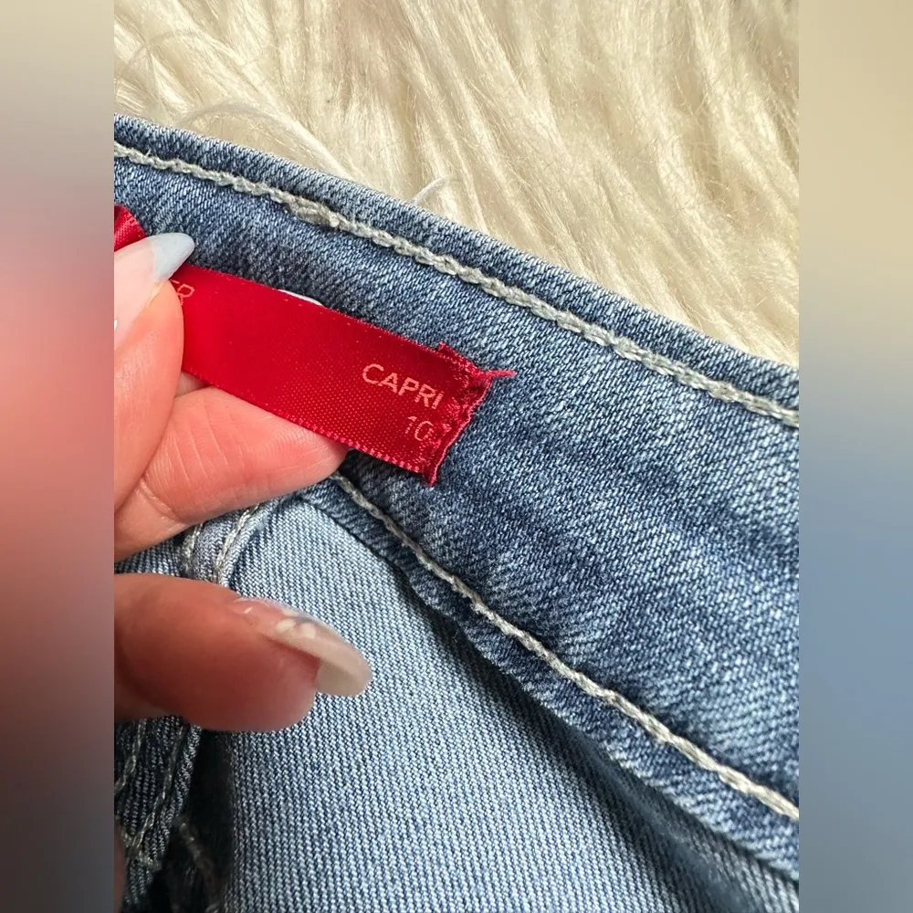 Jennifer Lopez high waisted denim capris - Image 7