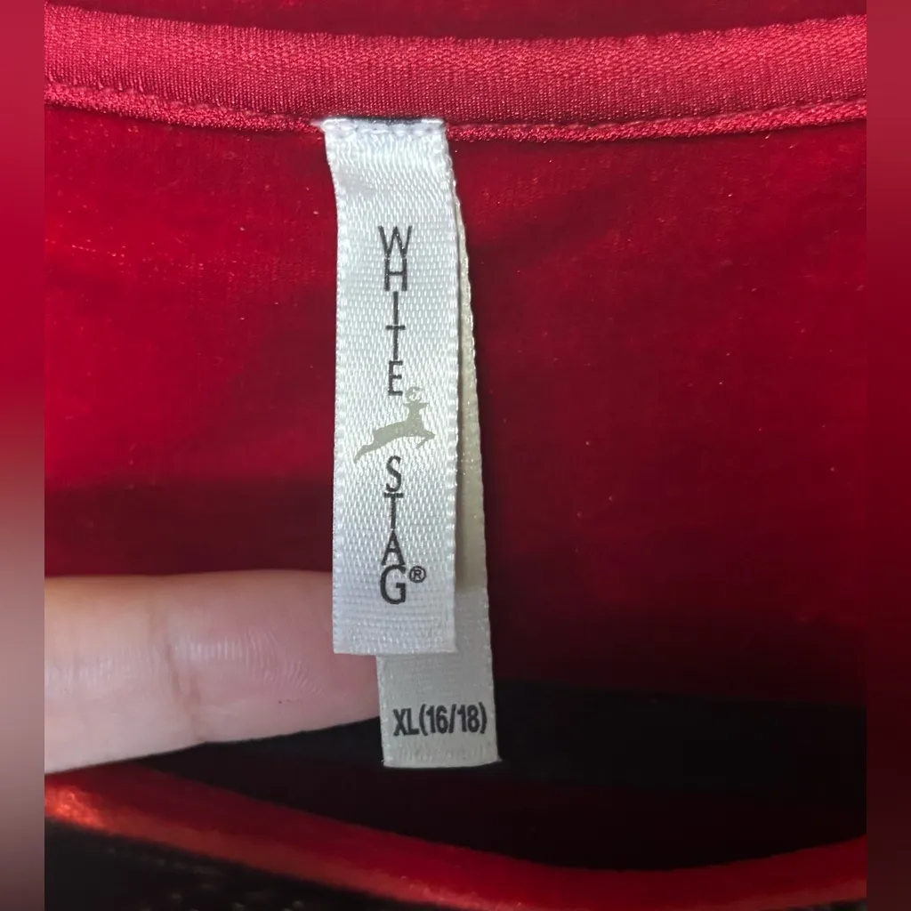 White Stag Red and Black Velvet‎ Floral Patterned Blouse Long Sleeve - Image 3