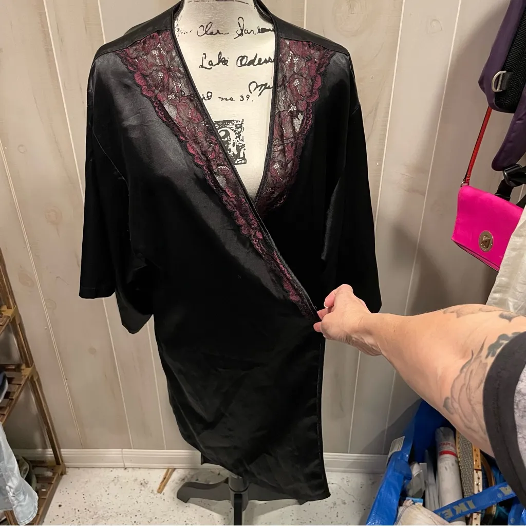 Black silky satin wine lace trim kimono robe whimsigoth midi - Image 10